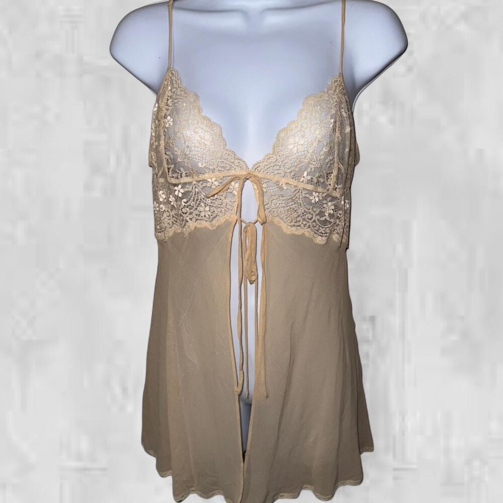 Vintage Victoria's Secret babydoll chemise 100% Silk Medium